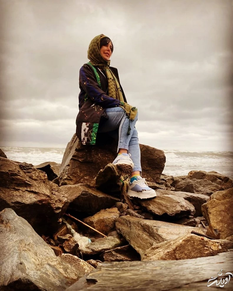 بازیگر زن / فلور نظری